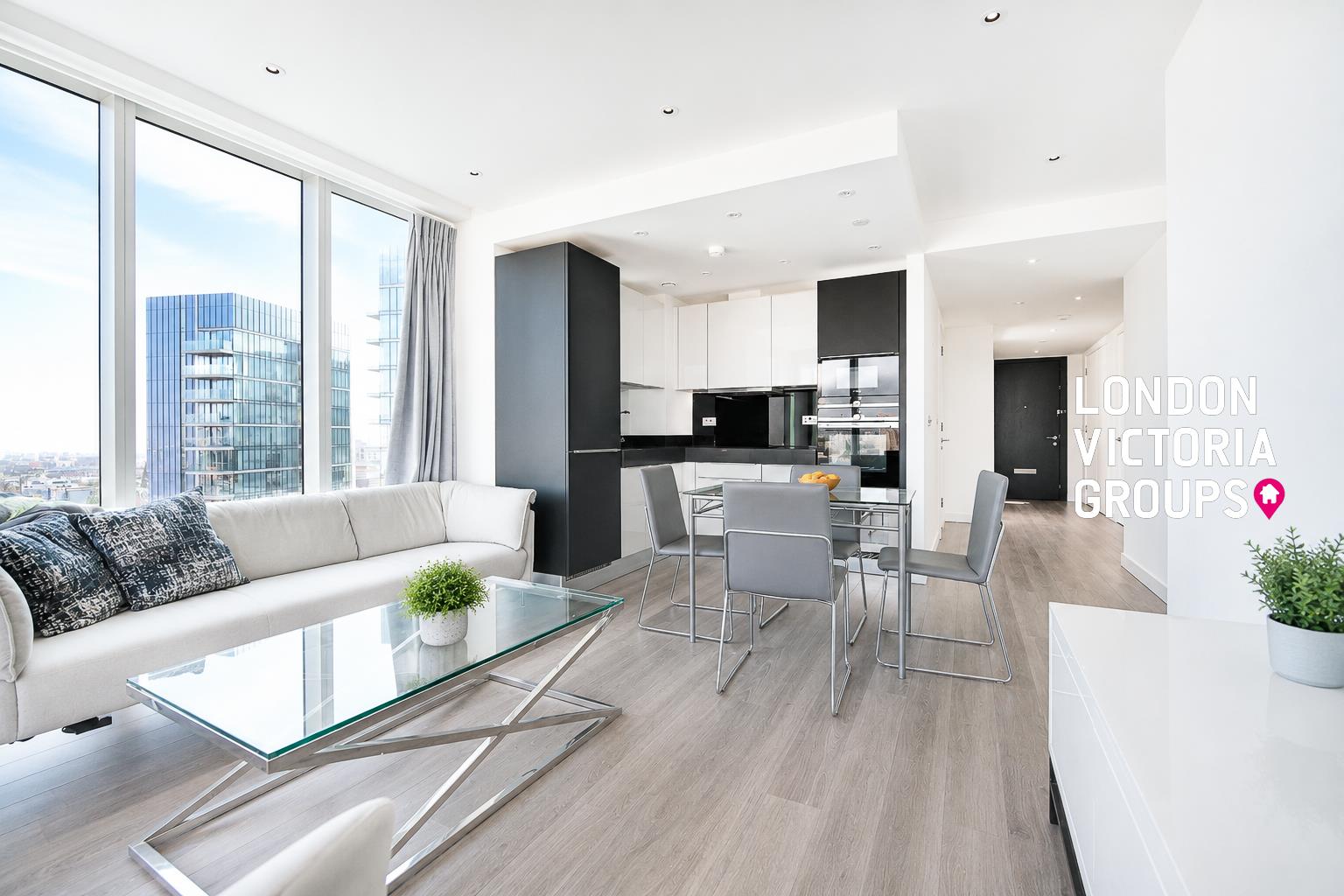 1 bed property in Kingwood House, 1 Chaucer Gardens, LONDON